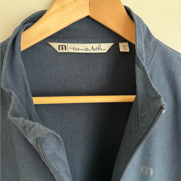 Travis Matthew Full Zip - Picture 2 of 3